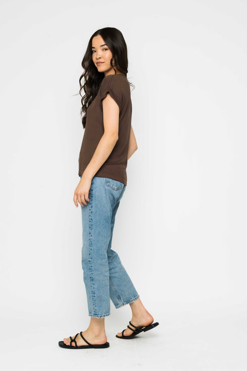 Daisy-Textured Rib Roll Cuff Tee